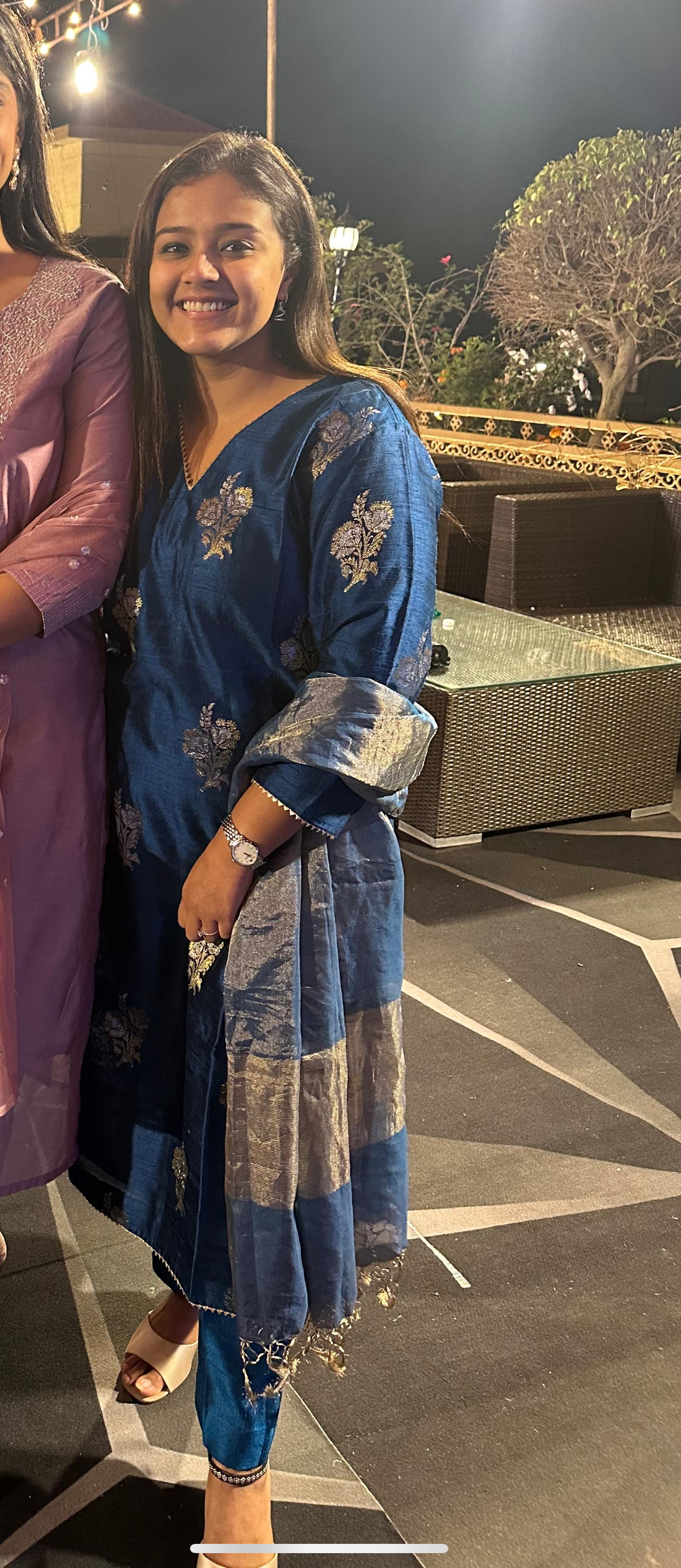 Bluebell- Raw Silk Banarasi Suit set