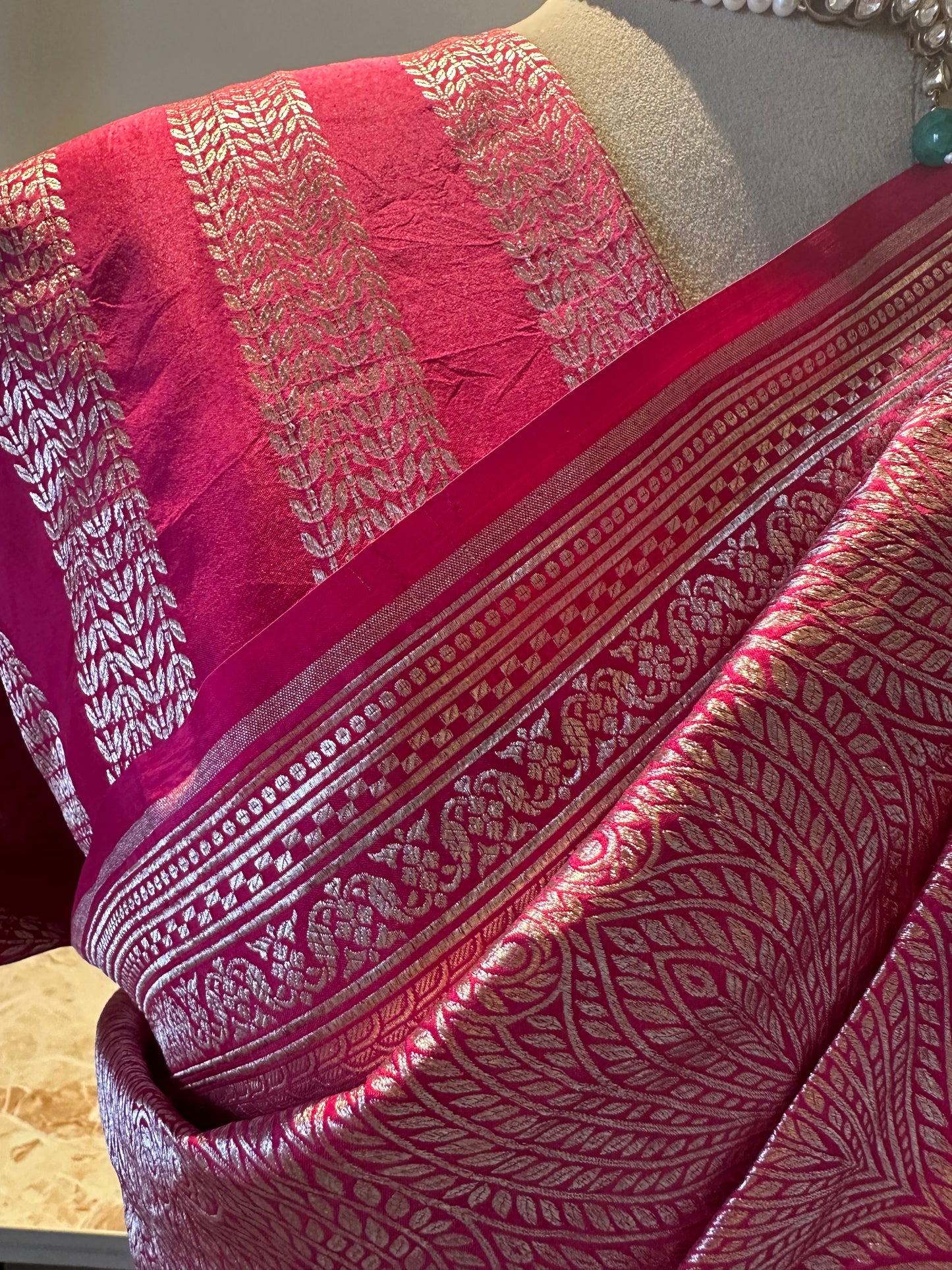 Rani- Silk Banarasi Brocade Saree