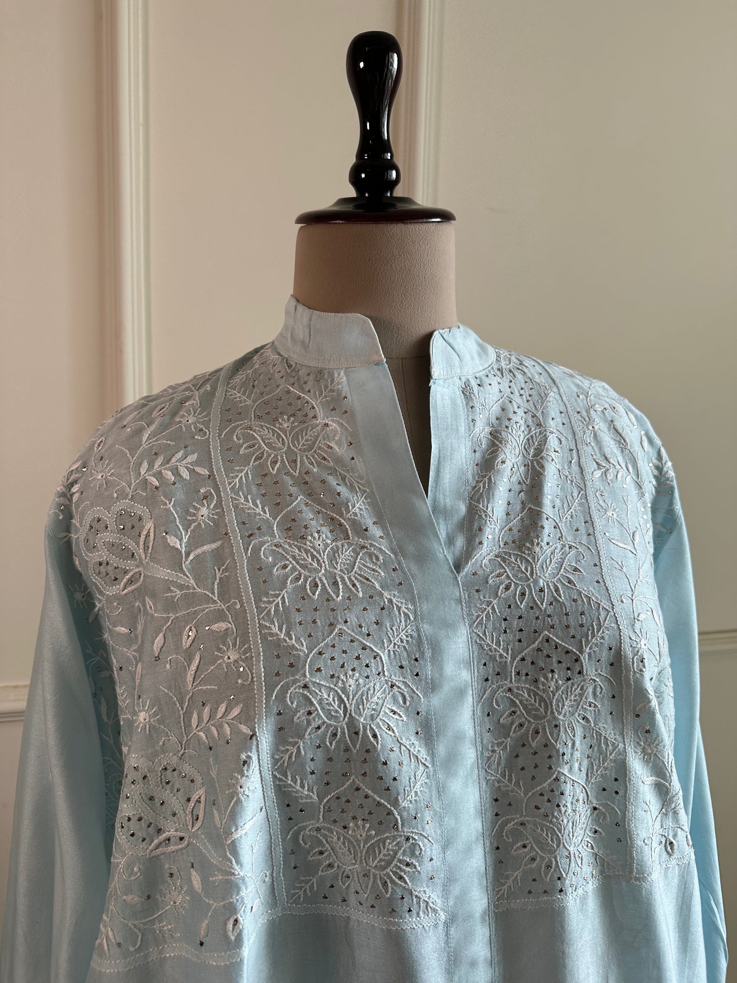 Noor- Mul Chanderi Chikankari Co-ord set