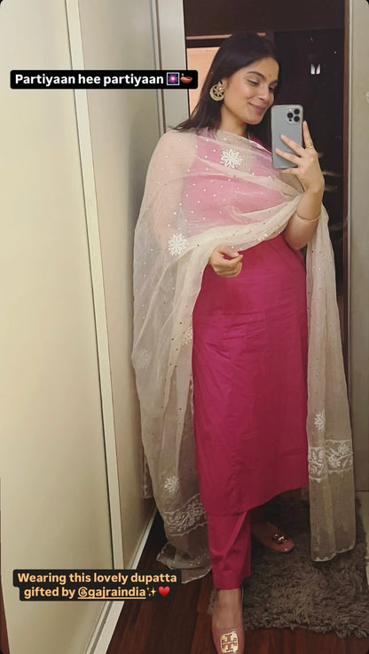 Hansini- Organza Chikankari Dupatta