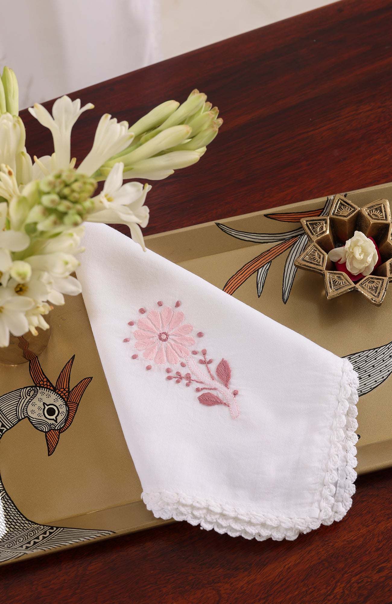 Manokamini- Chikankari Tea Napkins (Set of 6)