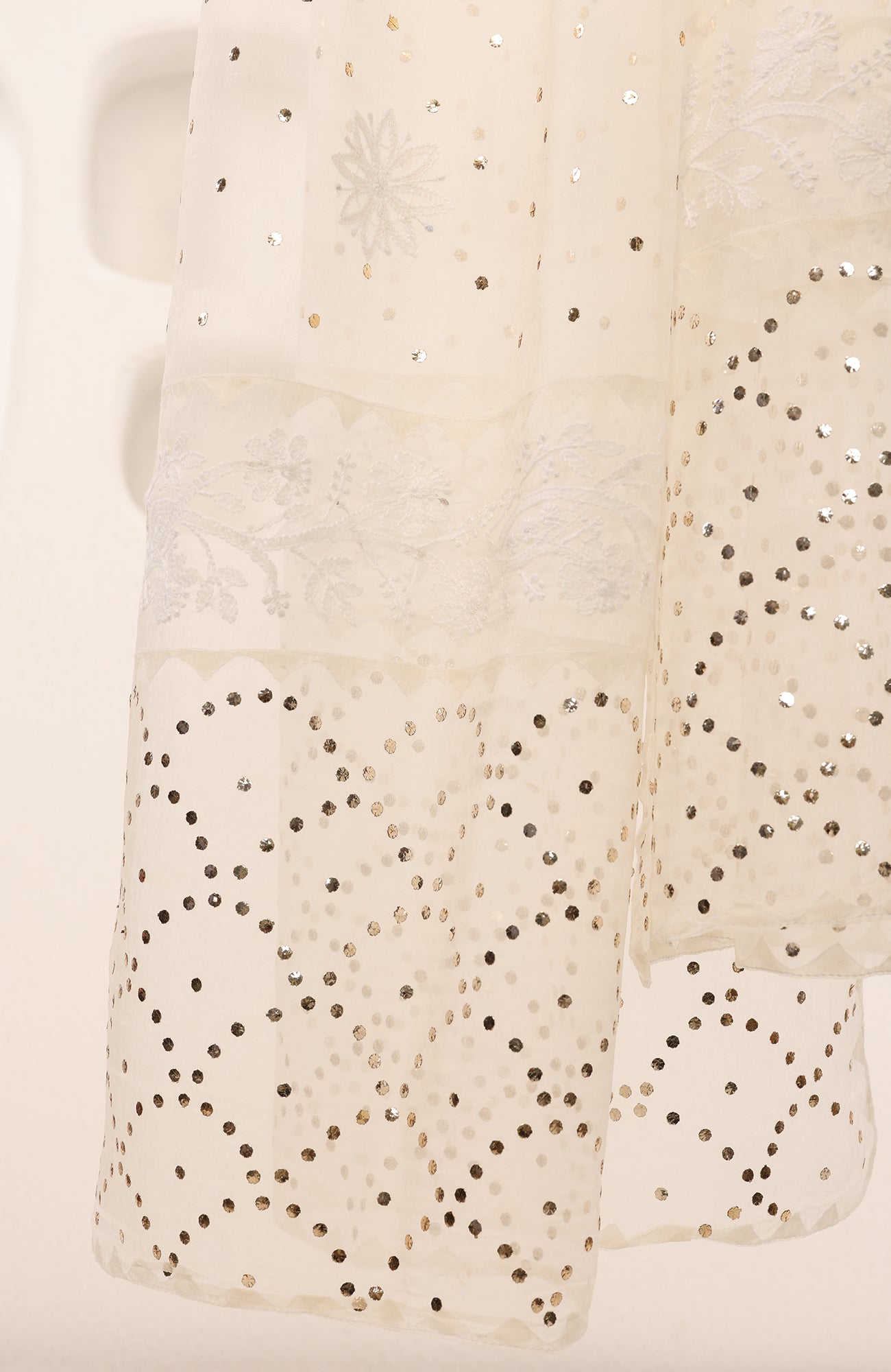 Hansini- Organza Chikankari Dupatta